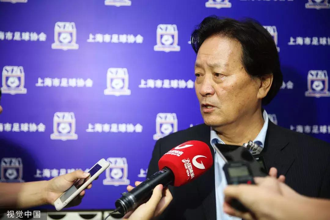 徐根宝谈国足教父,教父徐根宝