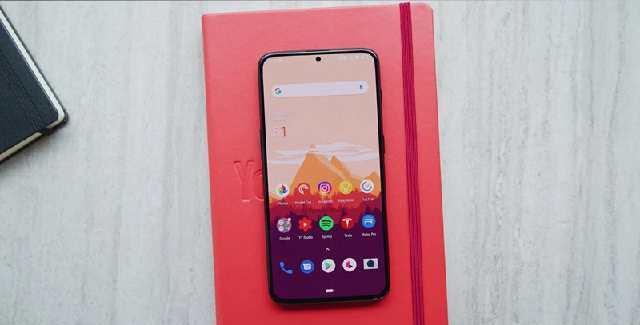 三星手机华为齐发力,三星挖孔屏和华为手机