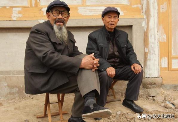 会生在八月死在腊月是什么意思,会生在八月死在腊月什么意思