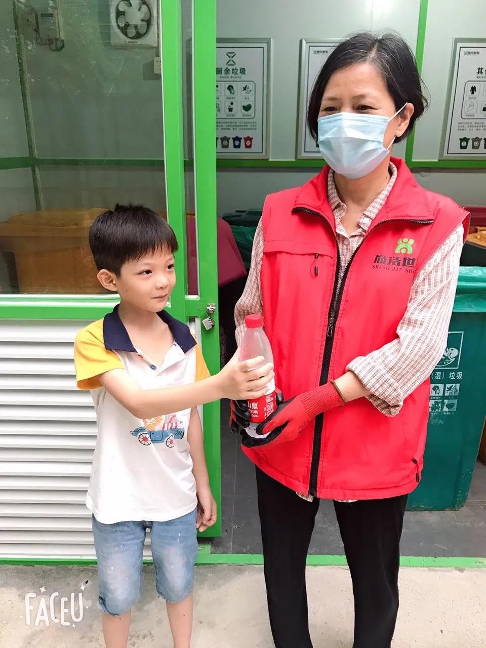 “展翅中国梦，腾飞我少年”福州市晋安区实验小学“从小学先锋，长大做先锋”少先队建队日系列活动简报