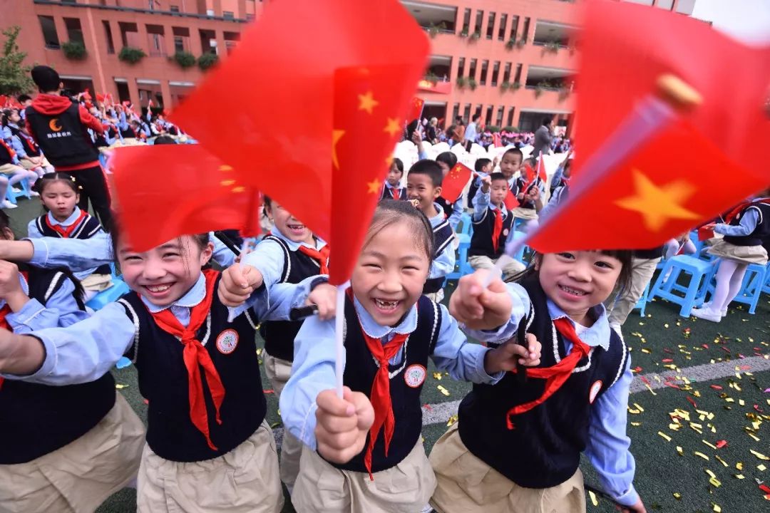 四川交响乐团附属小学在成华排名,成华区交响乐团附属小学算几梯队