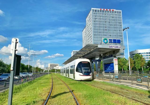 看云卷云舒赏繁星满天,看云卷云舒唯美诗词