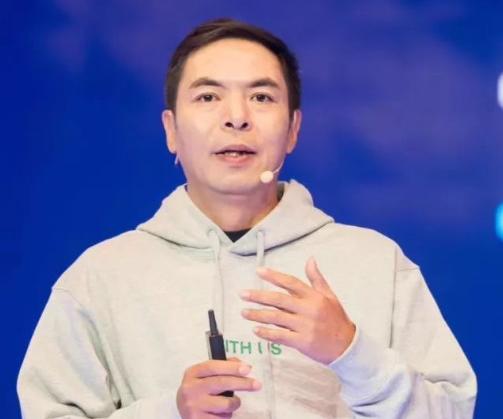 qq和微信哪个战力好冲,对比一下qq和微信的不同