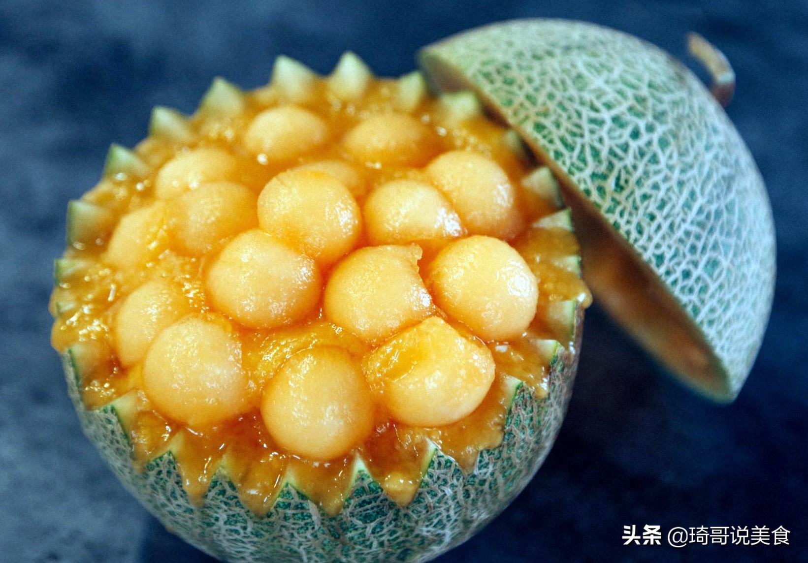 哈密瓜怎么吃的才又好看又好吃,哈密瓜跟酥香蜜瓜哪个好吃