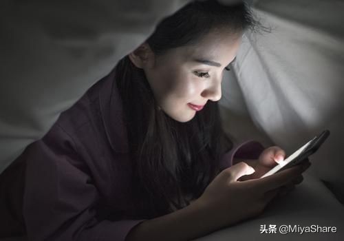 皮肤暗黄暗沉用什么护肤品国货,皮肤暗沉发黄适合什么保养品