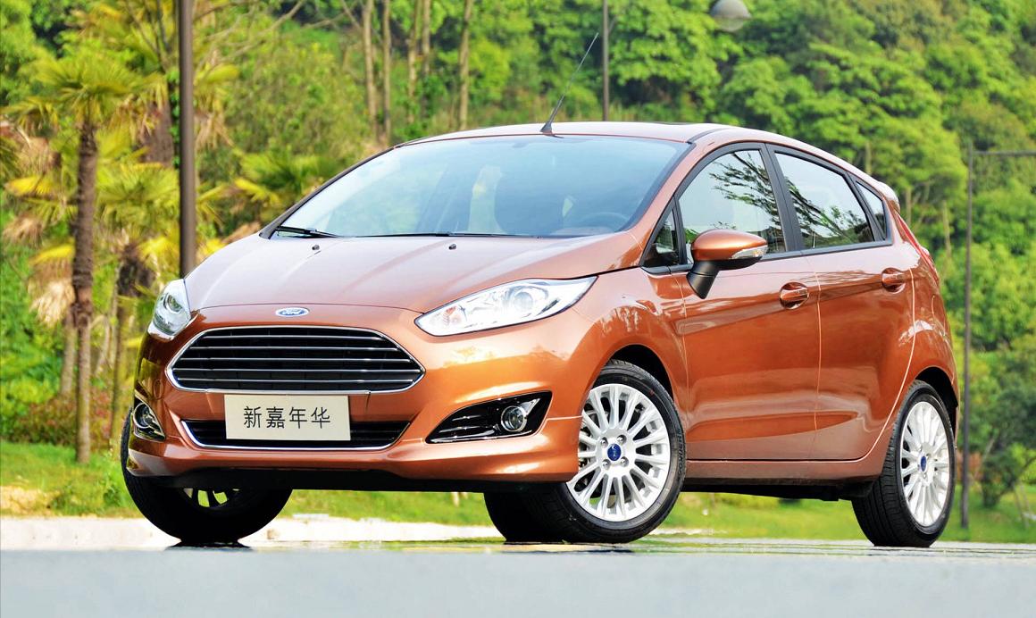 福特嘉年华日产骊威哪一代的好,06年日产骊威到底值不值得买