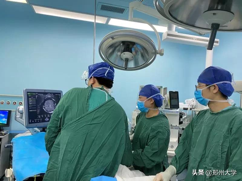 郑大第一附属医院新突破,重大突破首例植入手术成功