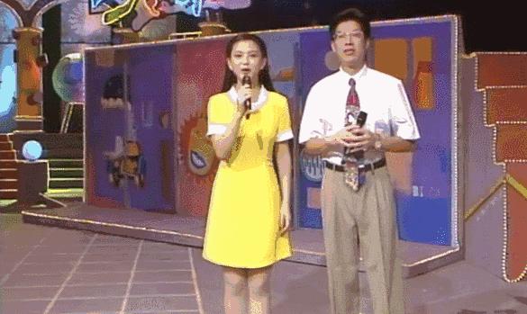 女霸总与穷小伙的爱情,女霸总爱上穷小伙完整版