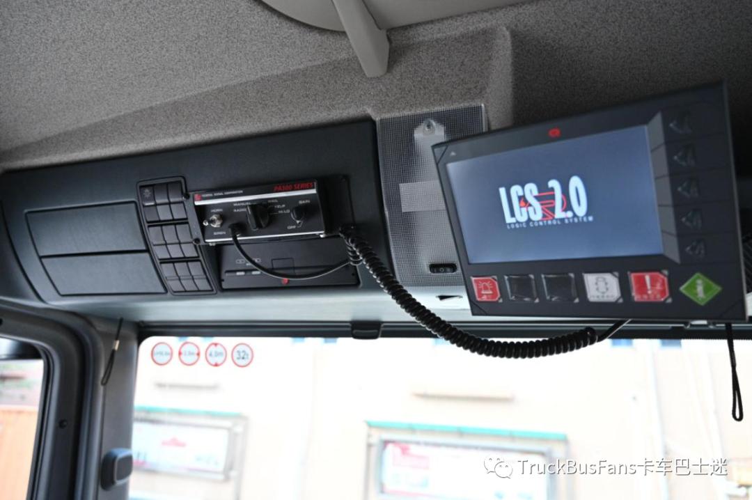 卢森宝亚at3车头上是什么,at3主战消防车多少钱一辆