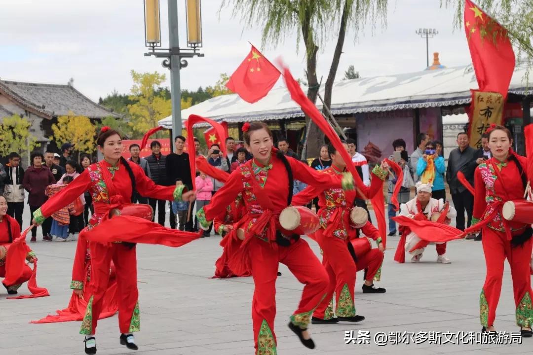 转九曲猜灯谜，赏民俗听老腔，约网红品美食到康镇~