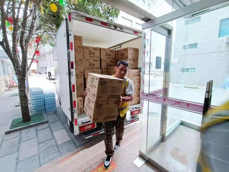 金佰利为河南捐赠健康卫生用品，驰援灾区医护工作者