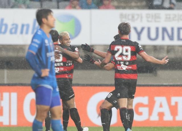 韩国足球队员丑陋事件,韩国足球丑陋事件