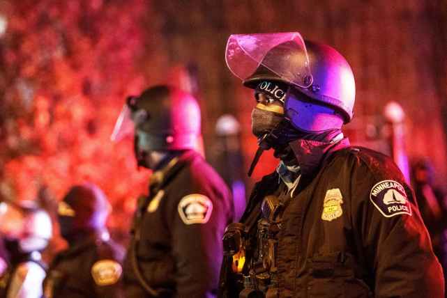 黑天鹅与灰犀牛带来的风险,警惕防范灰犀牛和黑天鹅指什么