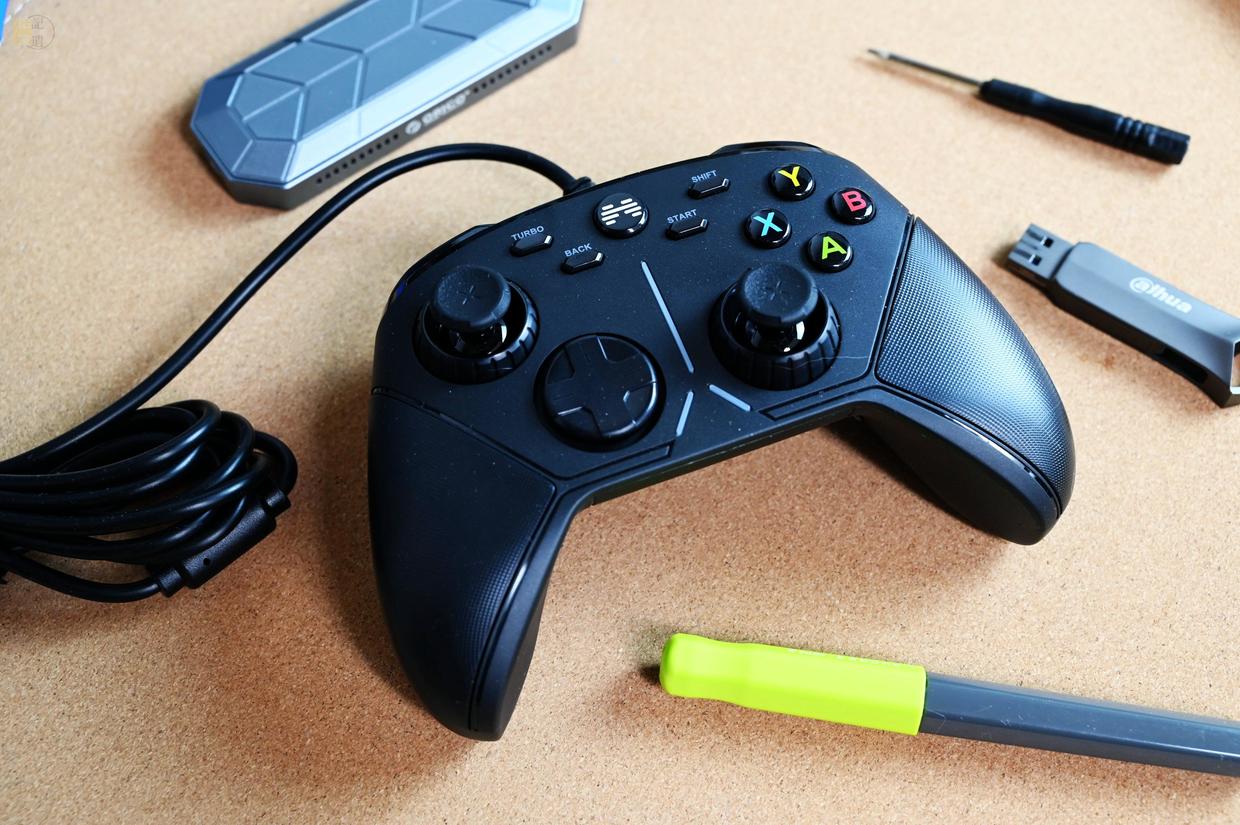 北通阿修罗3有线手柄怎么样,北通阿修罗3带体感