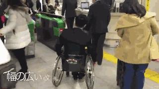 那些轮椅上的工厂，盛开着太阳之花