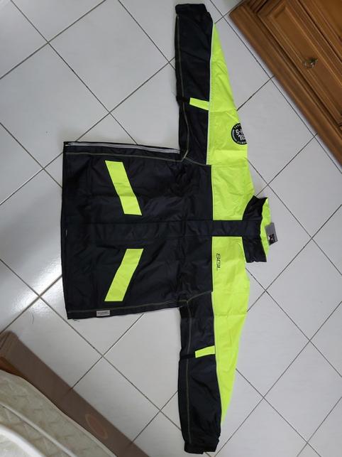 开箱体验，全新雨衣SOLSR-5运动型两件式骑行雨衣
