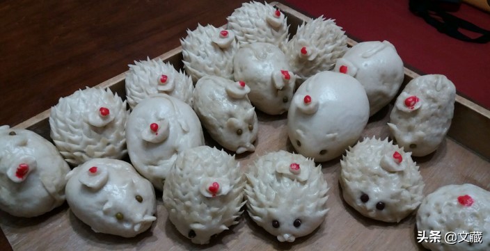 爱吃贡品的老鼠和刺猬，却被做成美食，为人们带来福运