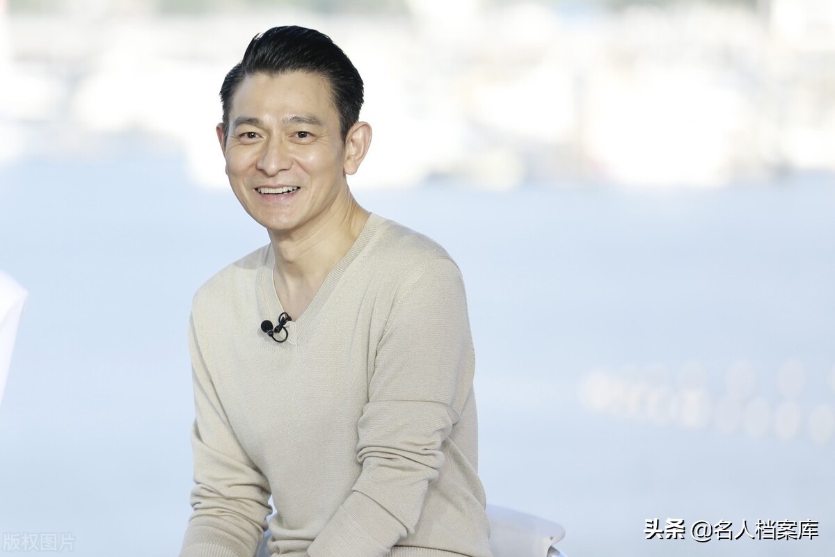 四大天王刘德华混的最好吗,四大天王为什么刘德华最火