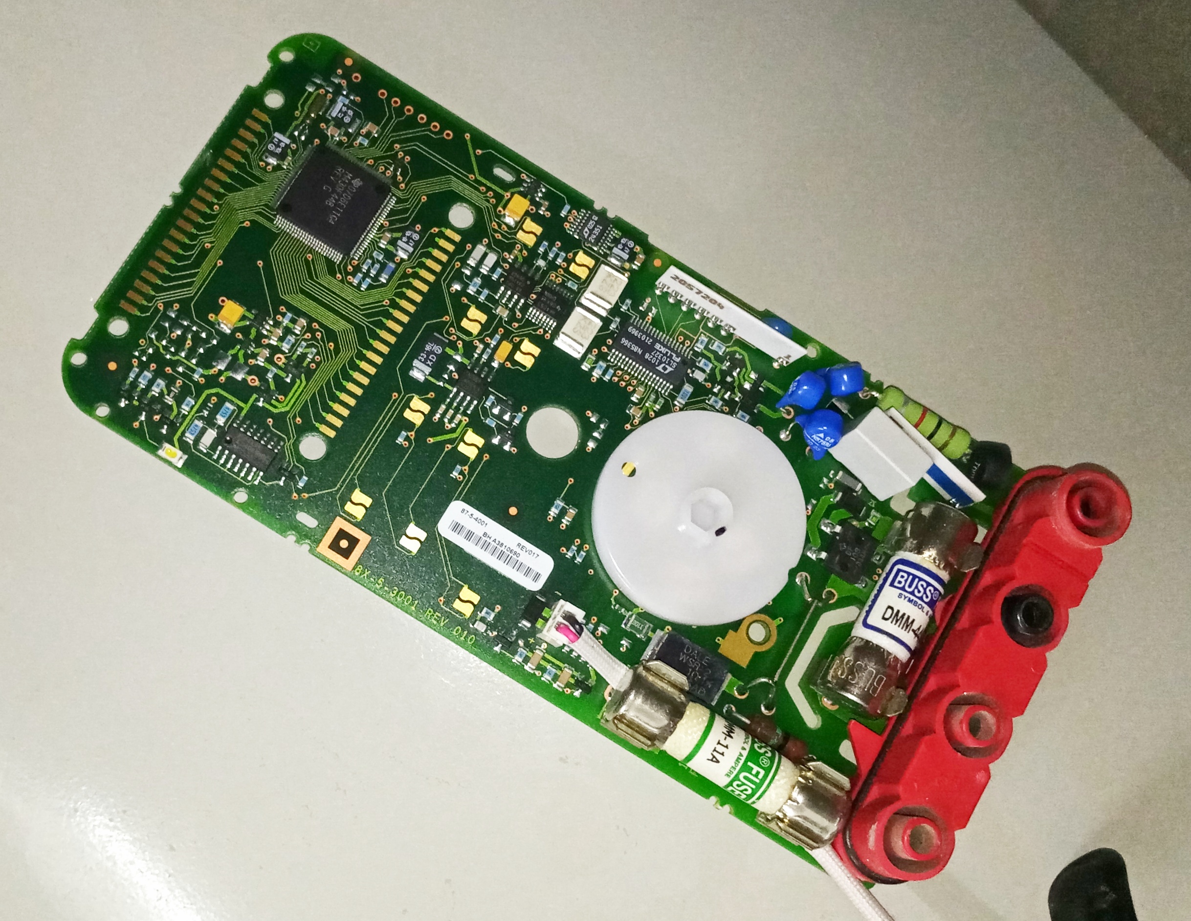 福禄克2万多万用表,福禄克87v拆解