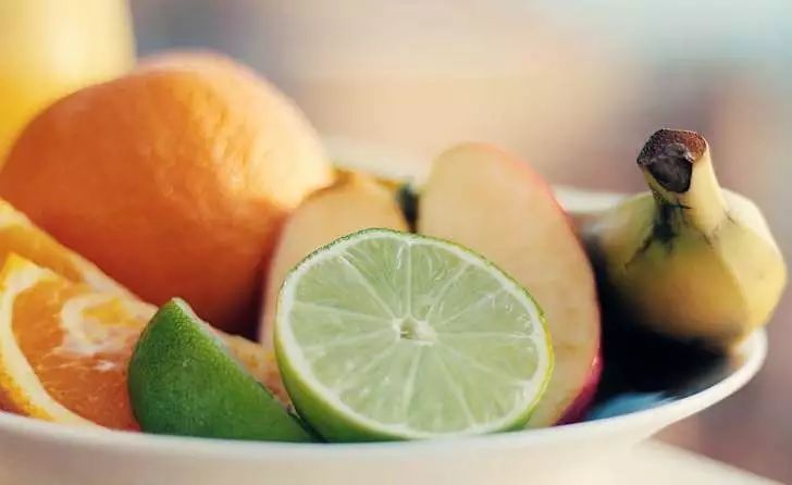 冬天橘子怎么吃降血脂,橘子皮的功效能下火