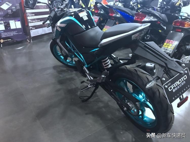 春风摩托车街车nk150,春风nk250街车知识