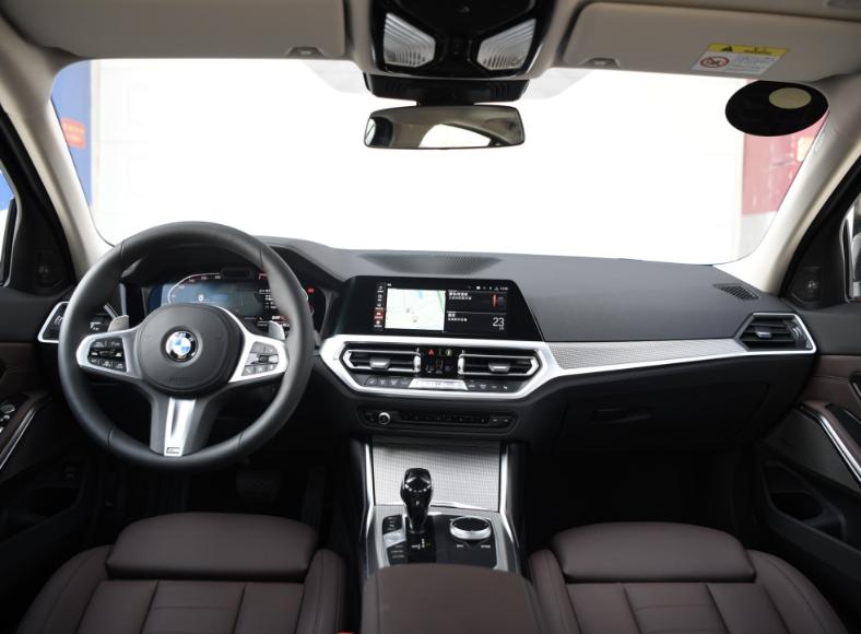 宝马3系330lim运动曜夜版介绍,宝马3系330i运动曜夜套装