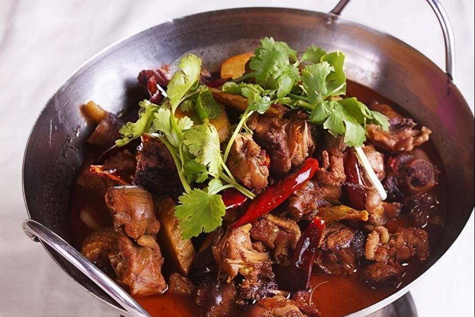 鸭肉怎么做不会柴老硬,啤酒鸭太硬了怎么回锅