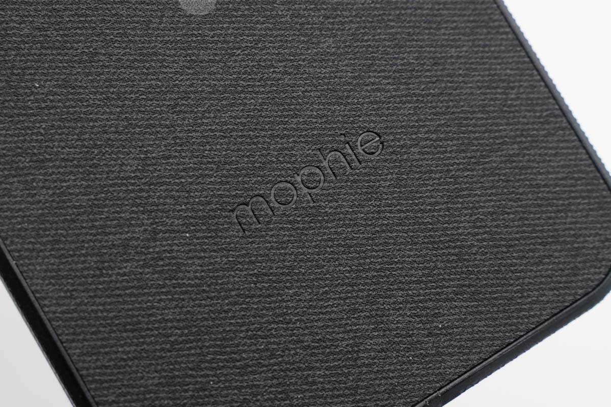 mophiepowerstationwirelessxl评测,苹果对比anker磁吸充电宝