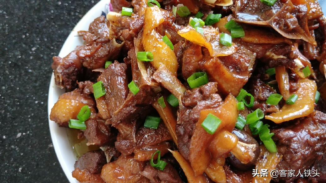客家田螺香焖鸭,客家南乳焖鸭的食谱