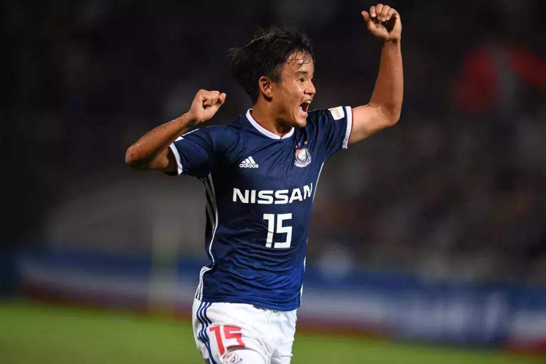 久保建英连过皇马三人,西甲年少成名的拉玛西亚青训代表