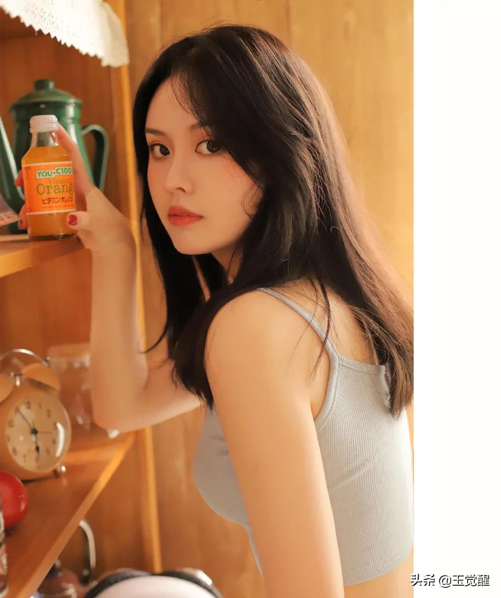 高颜值漂亮女人写真,唯美漂亮美女高颜值写真