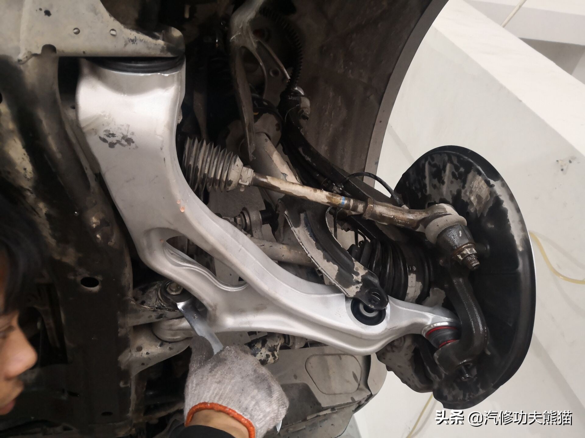 大众途锐急加速发动机故障灯点亮,大众新款途锐车子烧机油