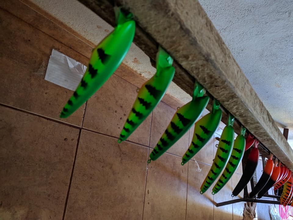 路亚钓鱼穷三代,路亚如何做假饵