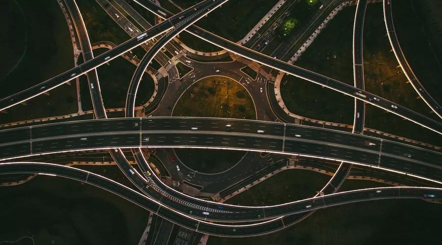 为什么我劝你30岁之前别创业,年轻人为什么不要挣快钱