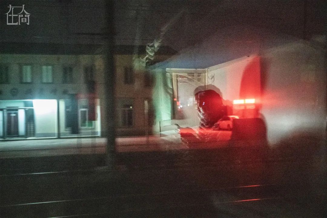 失踪20年女警找到儿子,女警寻找失踪儿子二十年