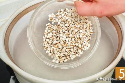 薏米粥可以加什么熬,薏米粥可以煮什么