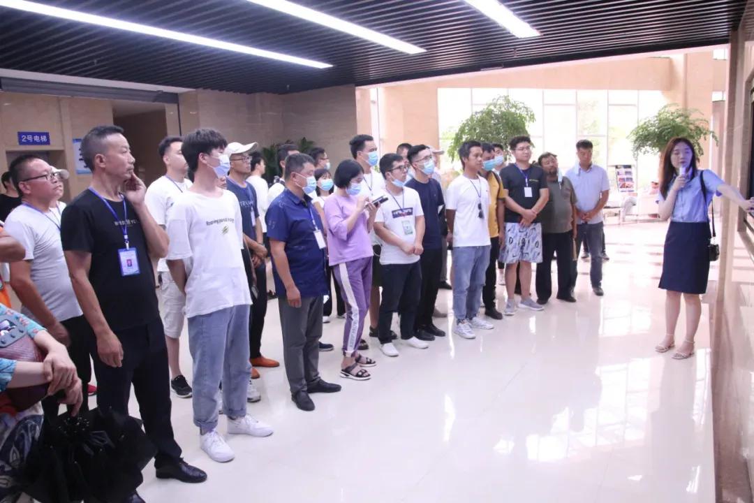 閮戝ぇ浜戝垱鍐滀笟缁忕悊浜哄煿璁彮,閮戝窞澶у鍐滀笟缁忕悊浜哄煿璁彮