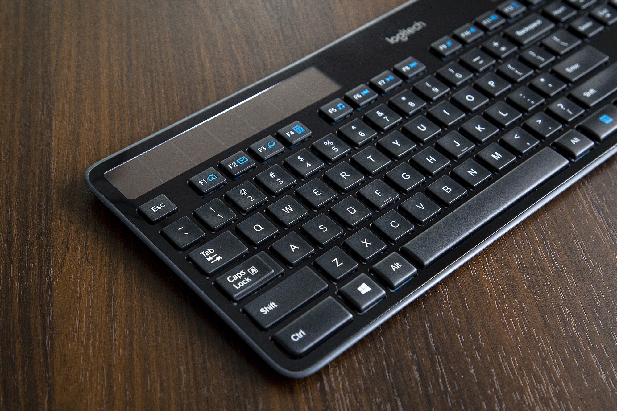 不用电池的无线键盘,罗技k750solar太阳能无线键盘评测