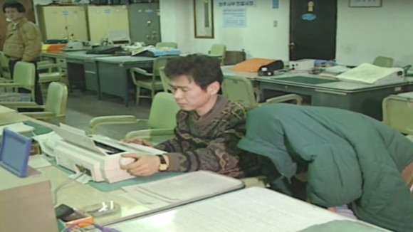 韩国三十三年悬案告破,韩国34年杀人案告破电影