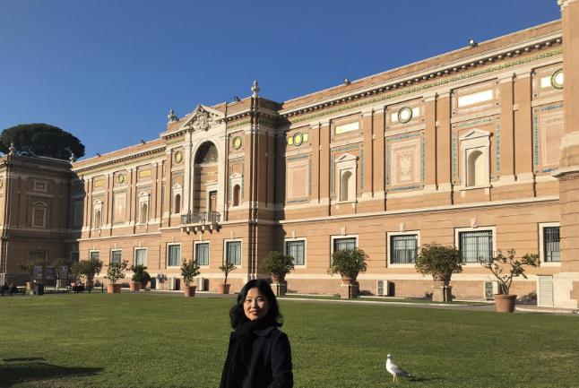 梵蒂冈这个国家大概有多大,梵蒂冈0.44平方公里相当于多大