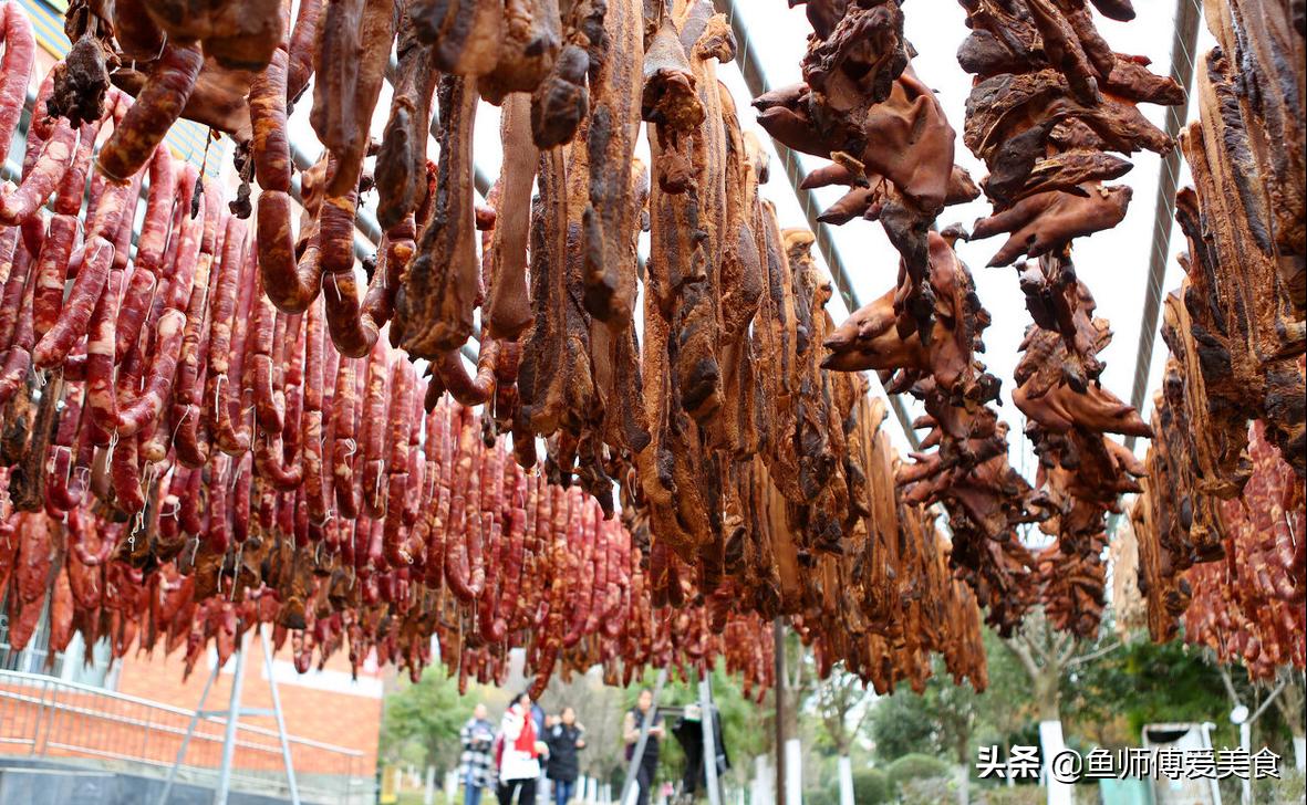 就地过年买年货，记得三多三少，实惠实用有年味，拒绝浪费不心疼