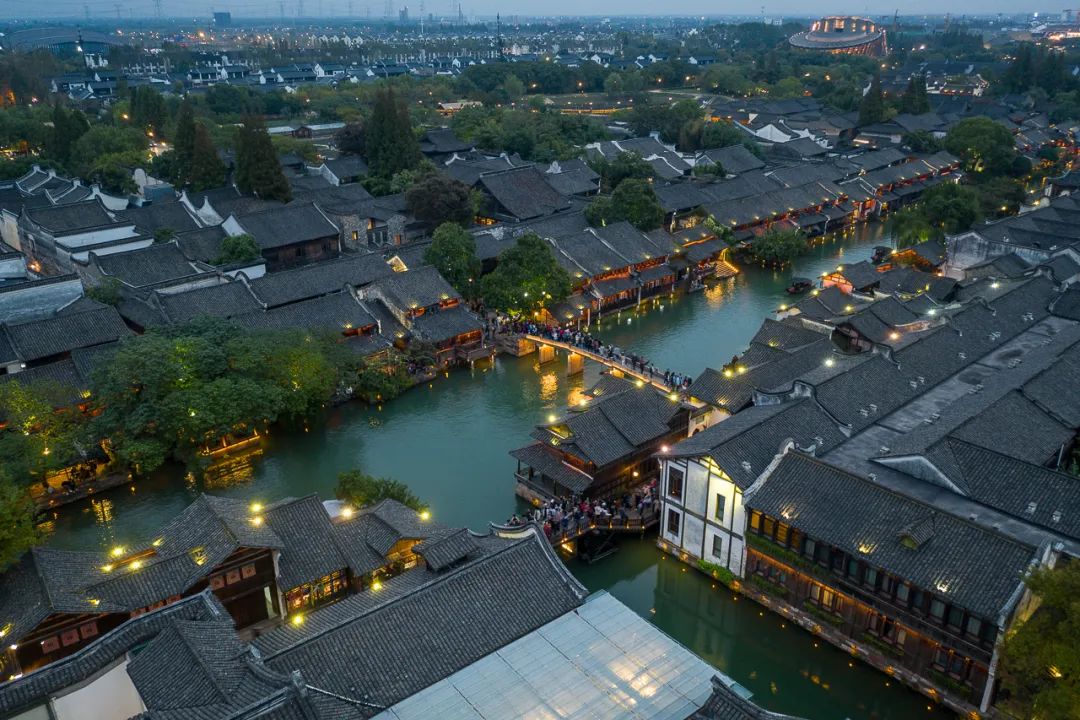 夜游乌镇视频大全,夜游乌镇西栅坐船可以坐多久