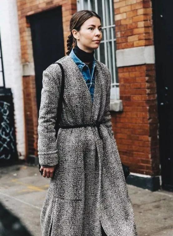 平胸妹子怎么穿好看,平胸妹子怎么穿