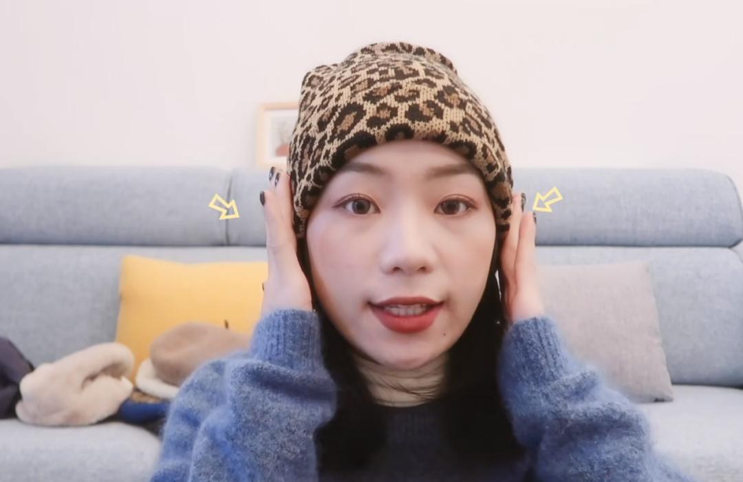 棒球帽白色和黑色帽子哪个显脸小,帽子大头围大脸显脸小