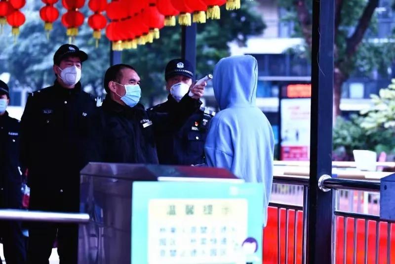 福州警方制止侵害被拘留,福州仓山通报批评