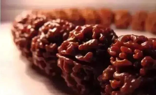 菩提手串有点生霉,菩提手串为什么会臭