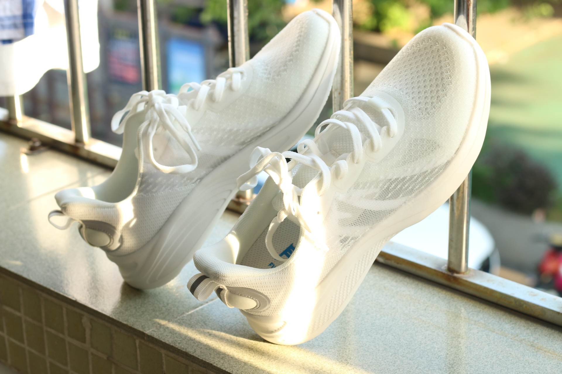 防脏防水黑科技休闲鞋,感光变色鞋推荐