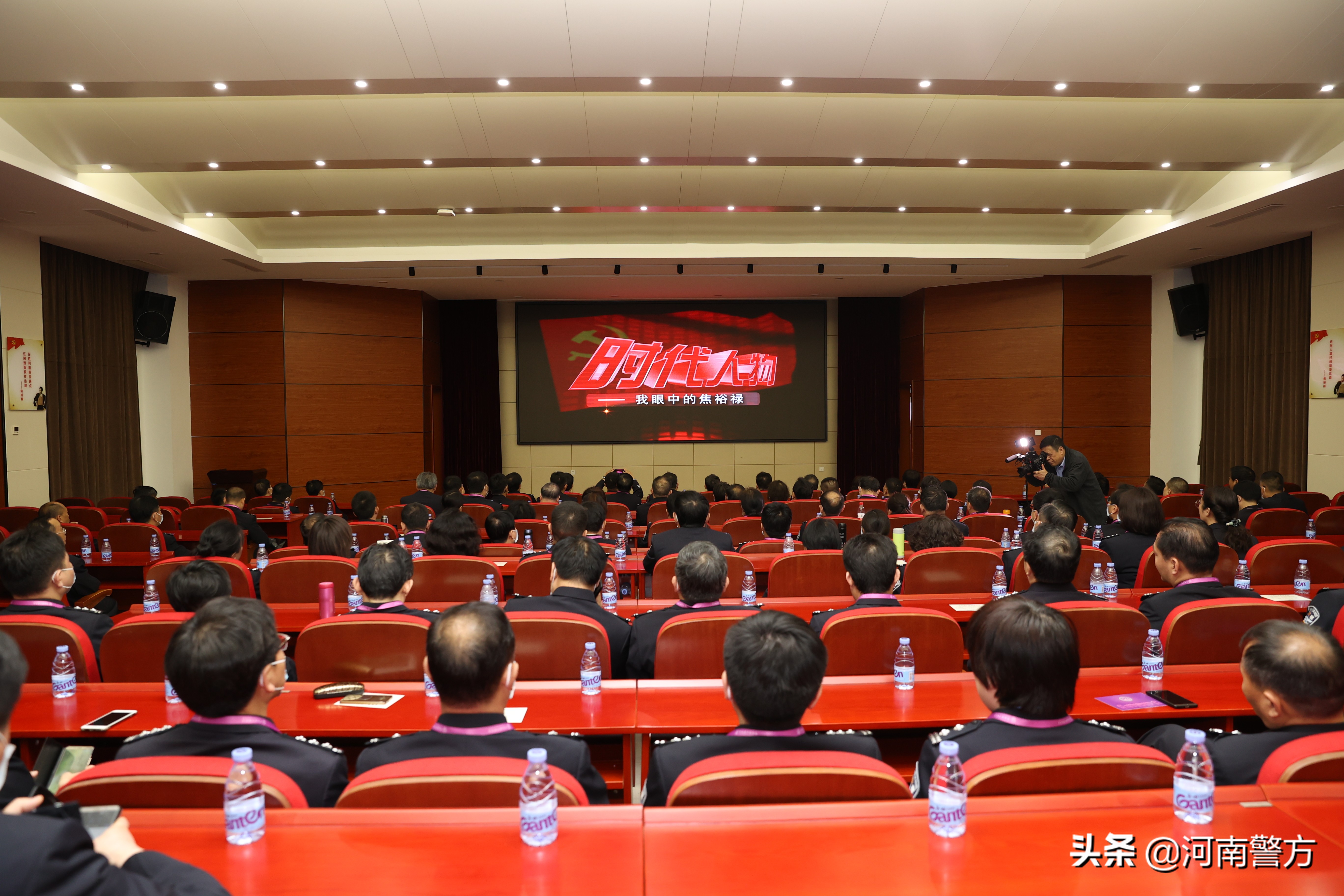 参观游玩河南兰考县焦裕禄纪念馆,焦裕禄纪念馆参观人员