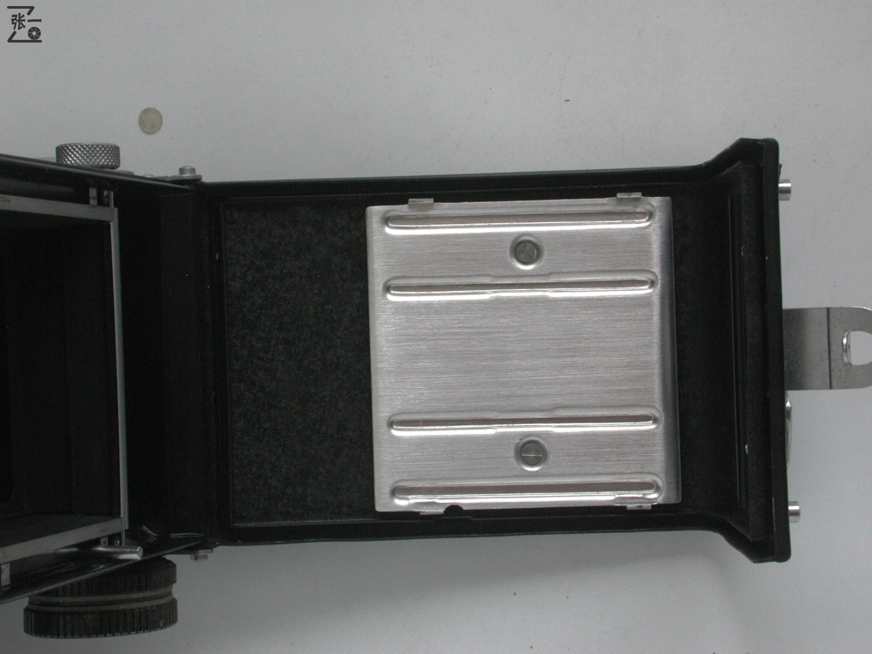 右手调焦的双反照相机：WalzflexIIIA！日本制造