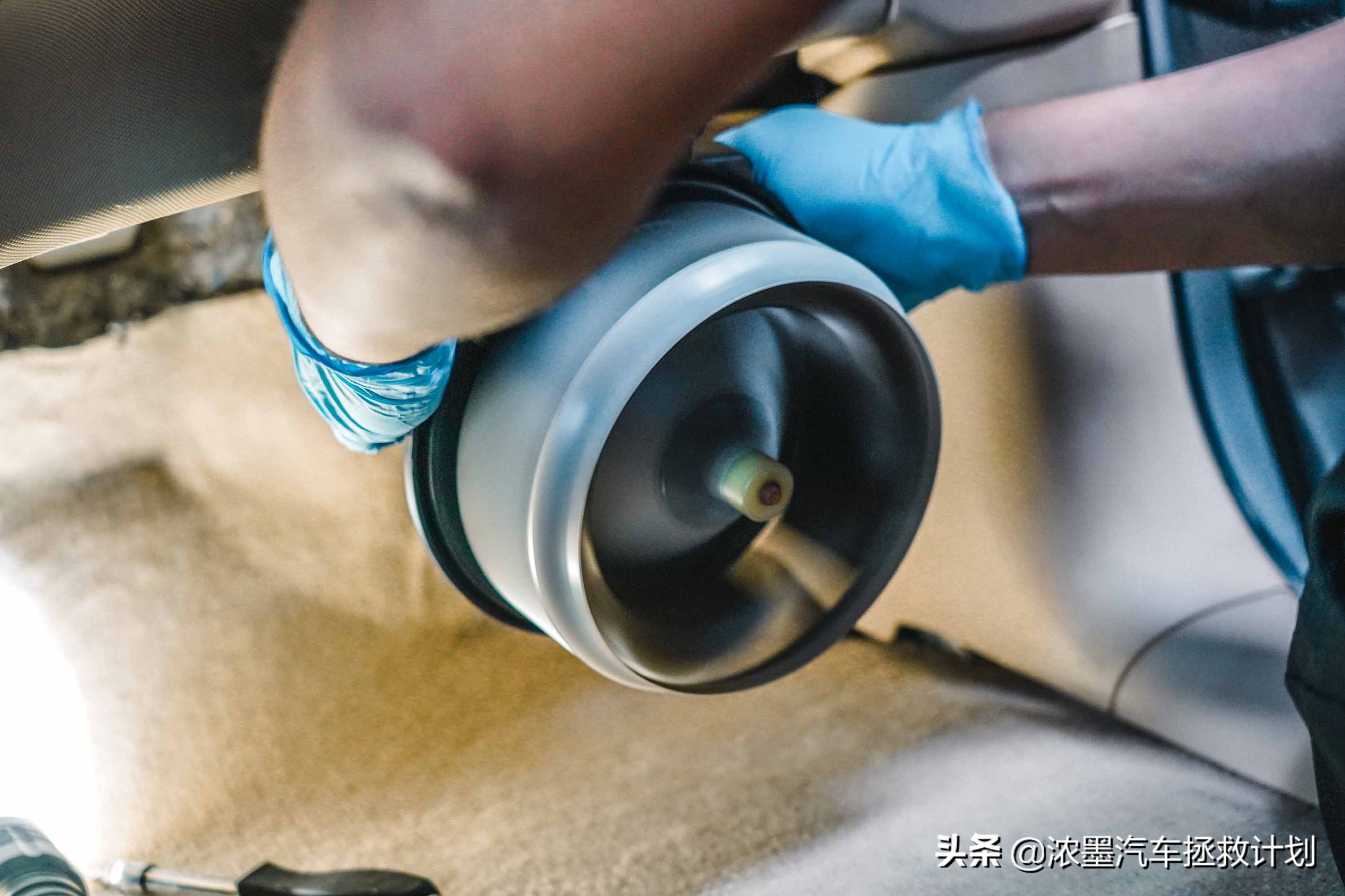 翻新整备修复丰田第一代普瑞维亚,一代情怀丰田普瑞维亚